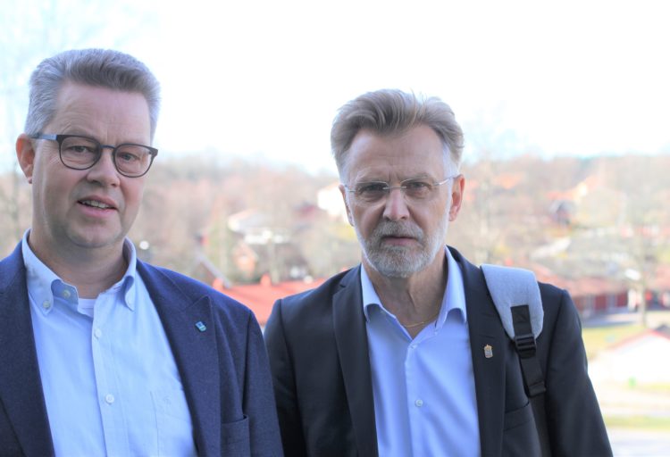 Förbundsordförande Martin Carling och landshövding Anders Danielsson.