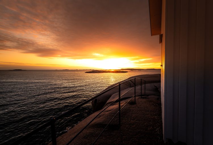 Kvällsbild över havet från Lysekil